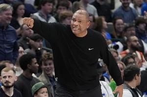 蜘蛛直播_蜘蛛免费NBA在线直播_蜘蛛足球无插件高清观看